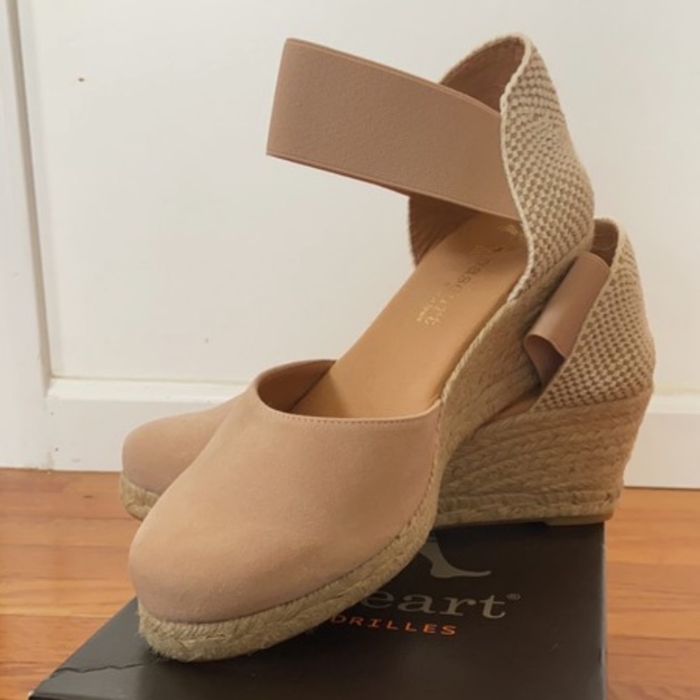 Brand new Cream colored wedge espadrilles sandals